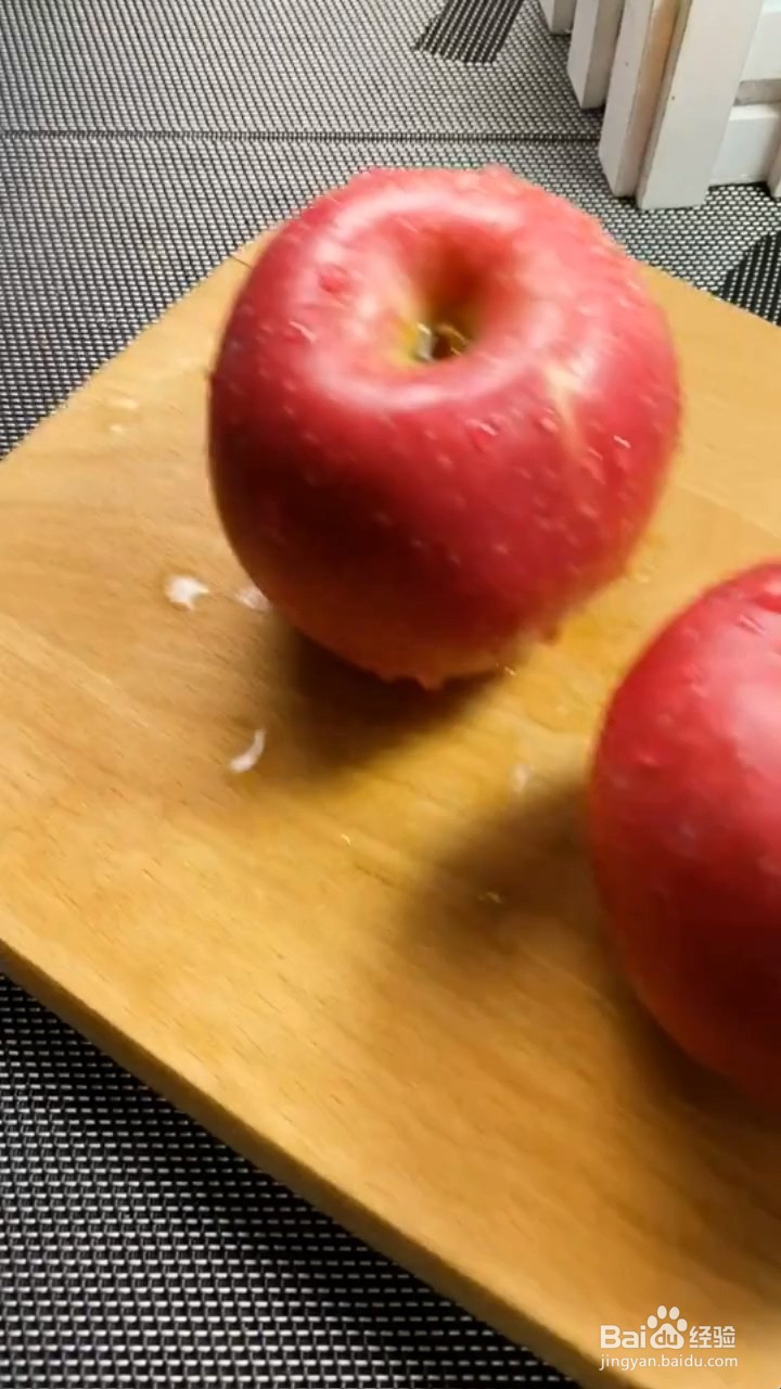 如何制作苹果鸡蛋饼