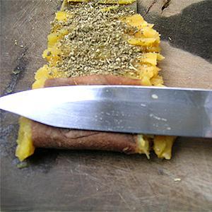 怎样制作兔兔美食之红薯卷