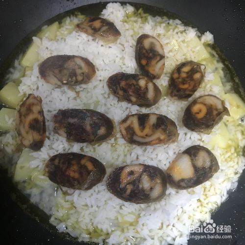 小时候最爱的锅巴洋芋饭的家常做法