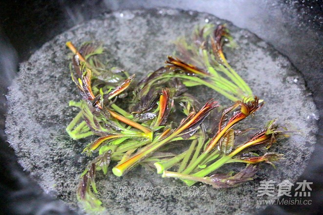 香椿炒饭的做法