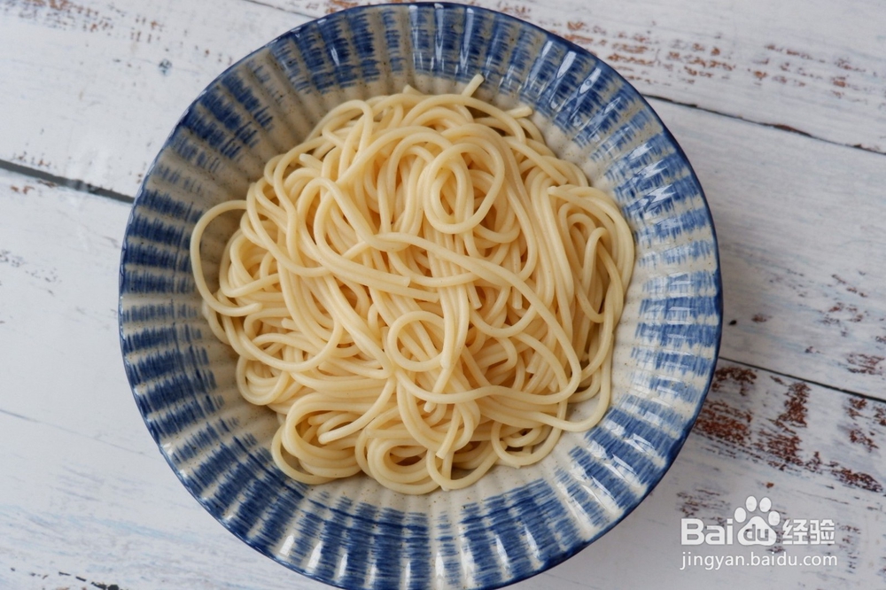 培根鲜虾番茄意面制作方法