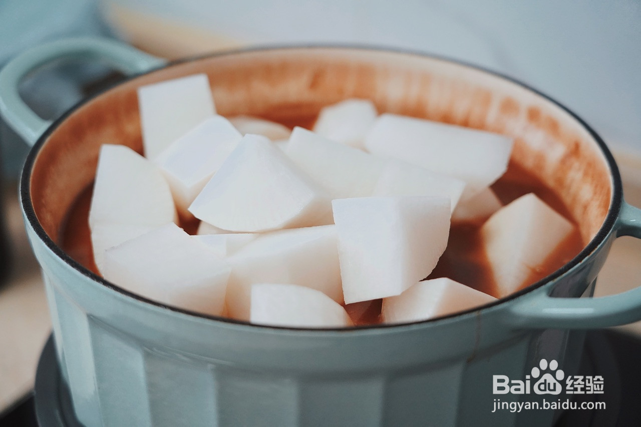 慢炖精华广式牛腩闷萝卜的做法