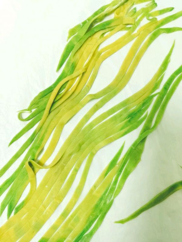 菠菜鸡蛋意大利面