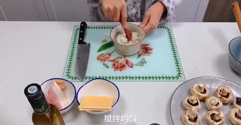 芝士培根芋泥烤口蘑怎么做