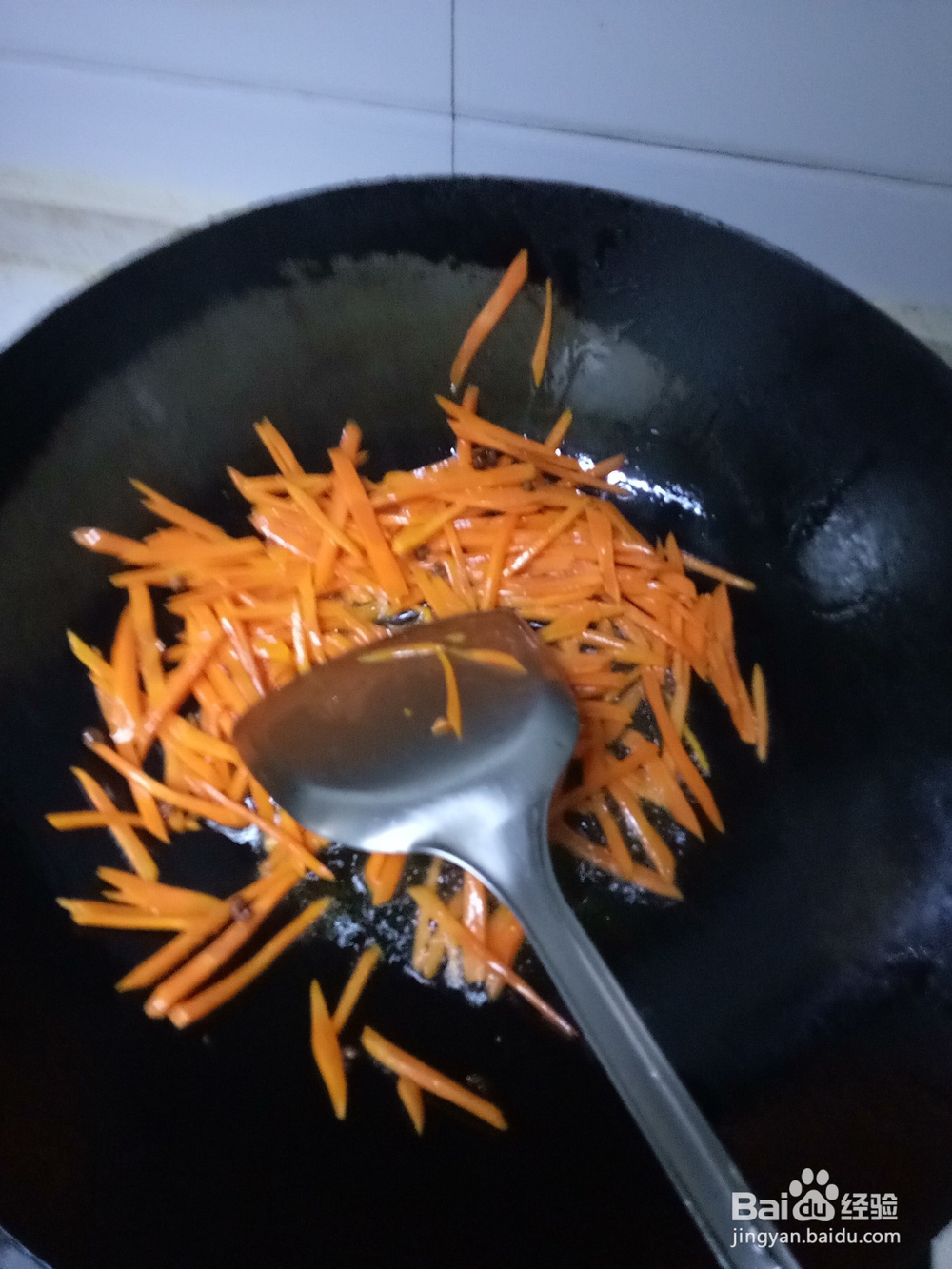 胡萝卜丝炒包菜