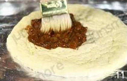 怎样在家中自制美味的金枪鱼火腿pizza