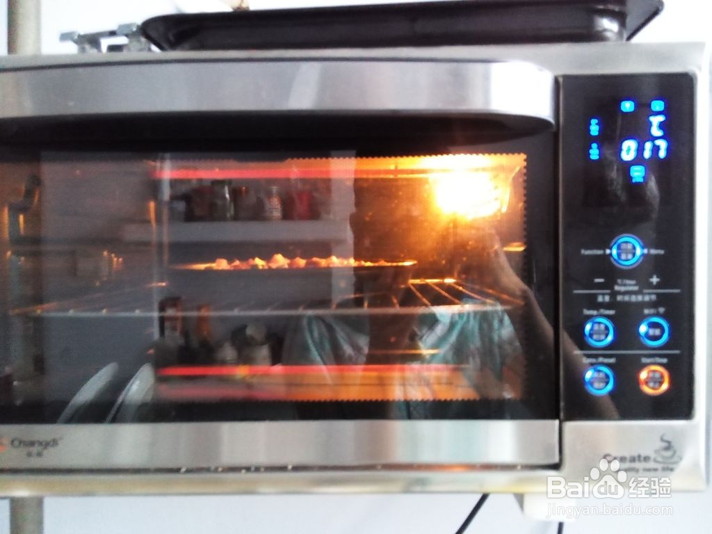 腊肠披萨的做法