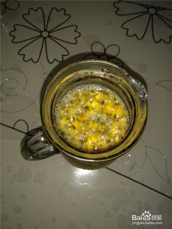 解暑百香果蜂蜜热饮