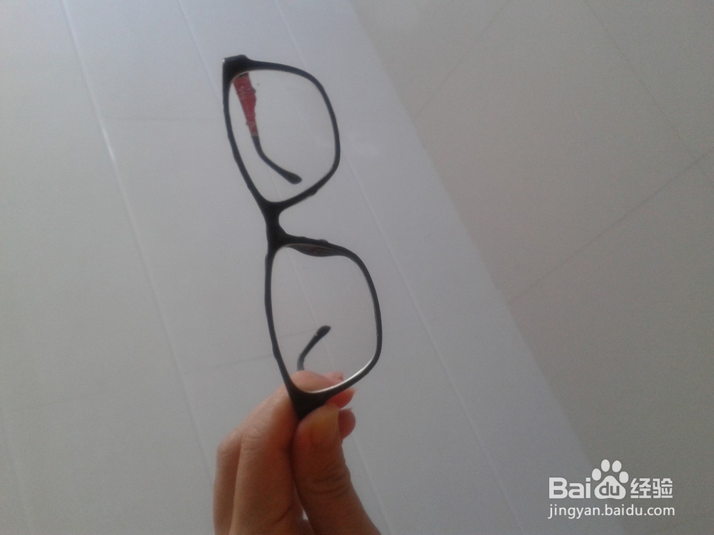 怎样清洗眼镜不会产生划痕