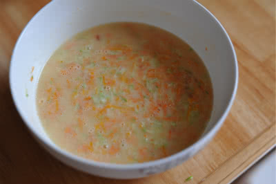 南瓜胡萝卜荞麦蛋糕