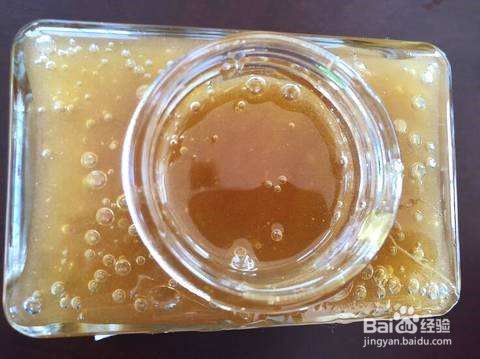 如何利用过期蜂蜜做发膜头发油亮的秘密