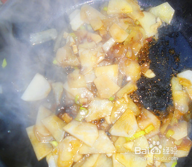 土豆片炒西红柿怎么做