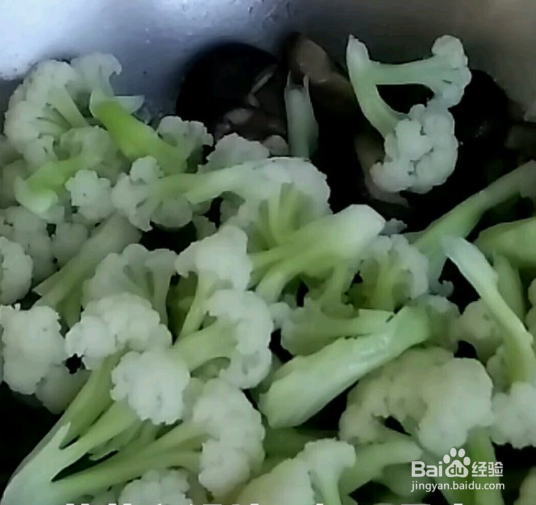 菜花烧香菇的做法