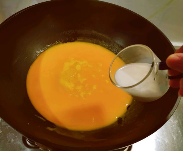 奶香金汤巴沙鱼