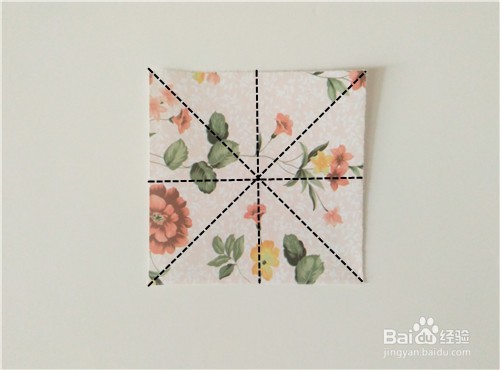 折纸----制作一个花朵相框