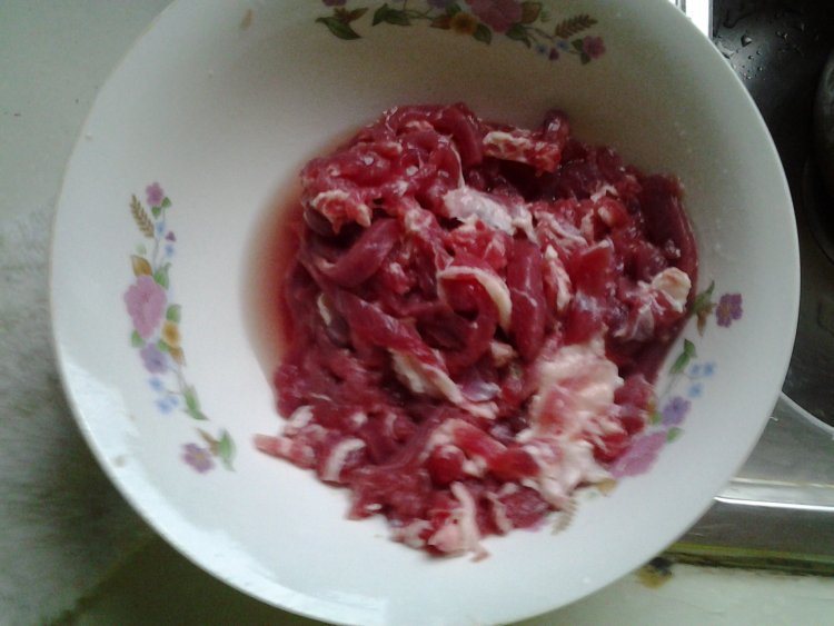 健康美味青椒牛肉丝的做法，妹子们学会了吗？