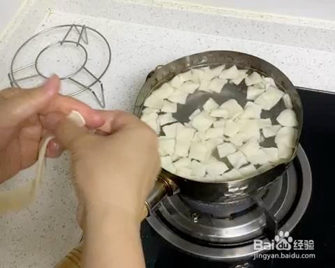 炒揪片子的做法