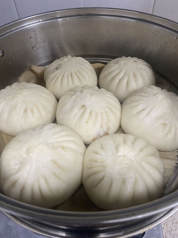 牛肉韭菜馅包子