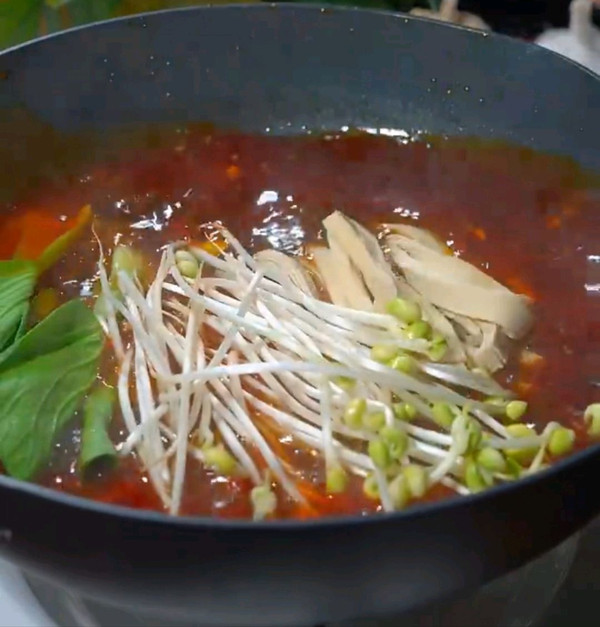 酒楼特色水煮牛肉