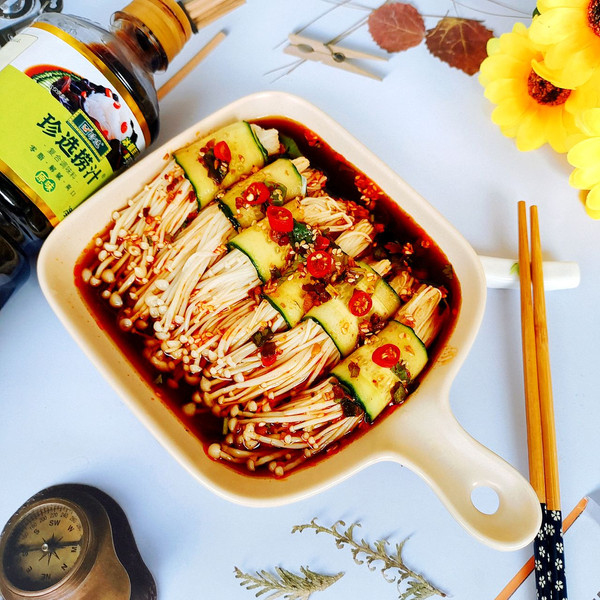 低脂低卡酸辣捞汁金针菇