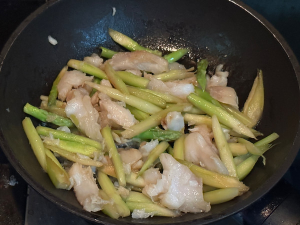 深海鳕鱼烧芦笋这个夏天让孩子爱上吃鱼