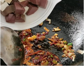 鸭血豆腐怎么做