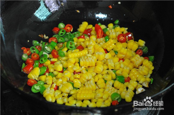 青辣椒炒玉米做法