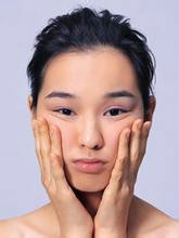 如何去掉眼袋
