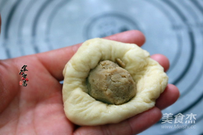 香甜柔软板栗小餐包