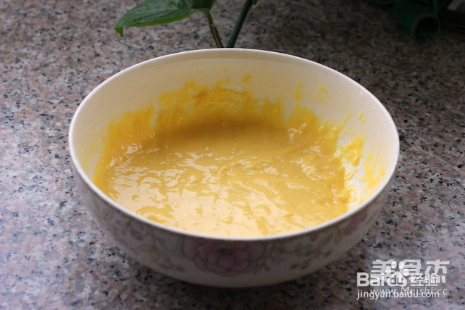 彩糖戚风的做法