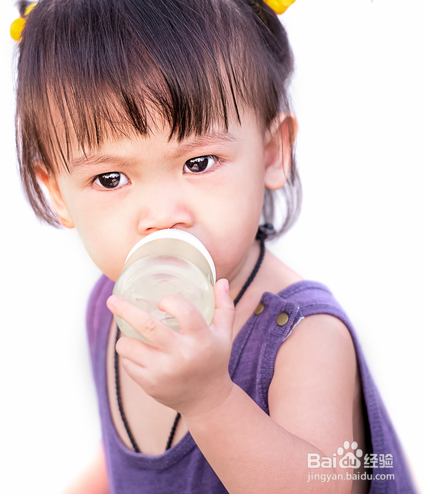 什么时间给孩子补充水分？