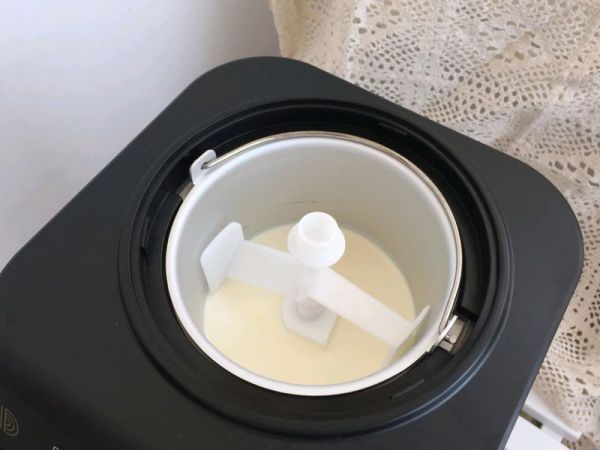 超浓郁巧克力冰激凌