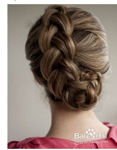 简单盘发编出来的精致感