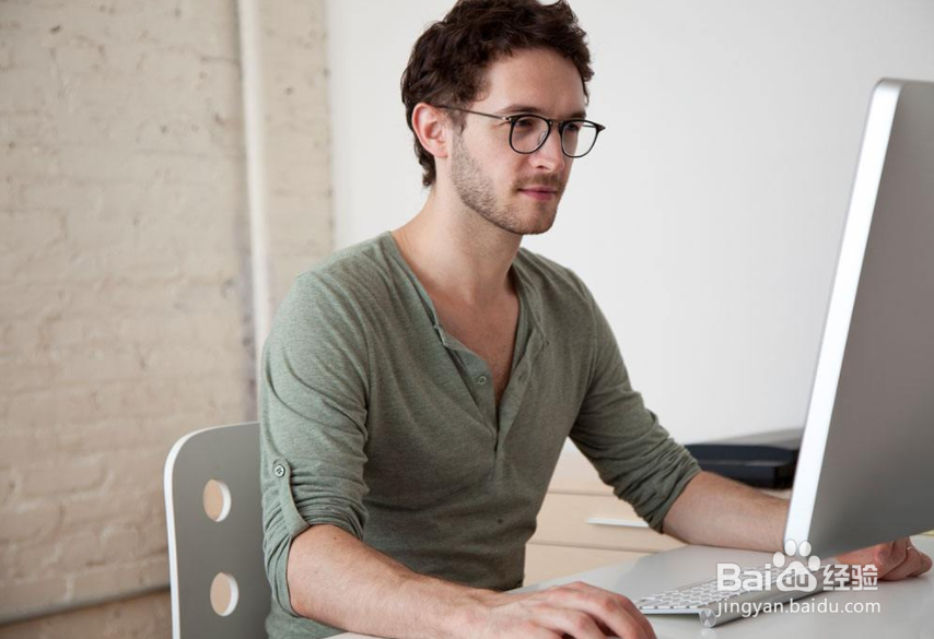 常用电脑肩膀不舒服是什么原因?改善用氨糖钙片