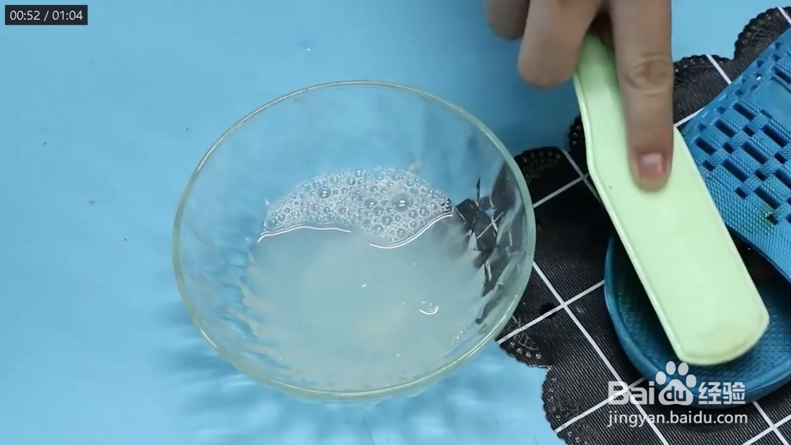 刷鞋子用什么刷的干净