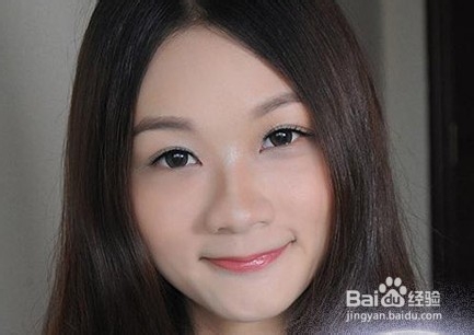 打造夏季清爽妆容只需七步