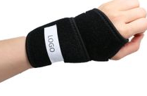 羽毛球护腕怎么带