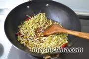 无肉也欢之【豆芽炖粉条】
