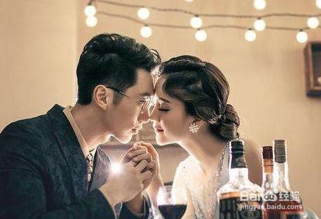 怎样判断一个女生是不是喜欢你？