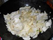 白菜炖冻豆腐的做法