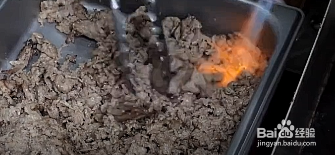 如何制作一个烤肉汉堡