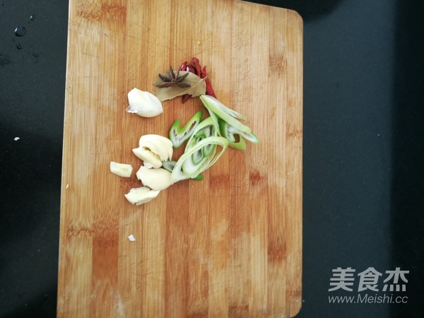 红烧鸡爪的做法