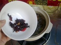 你想减肥吗推荐你一款减肥茶的做法。