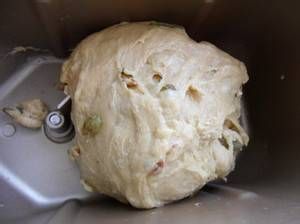 怎样利用面包机做出营养好吃的全麦核桃土司
