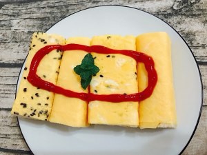 金枪鱼蛋皮三明治的做法