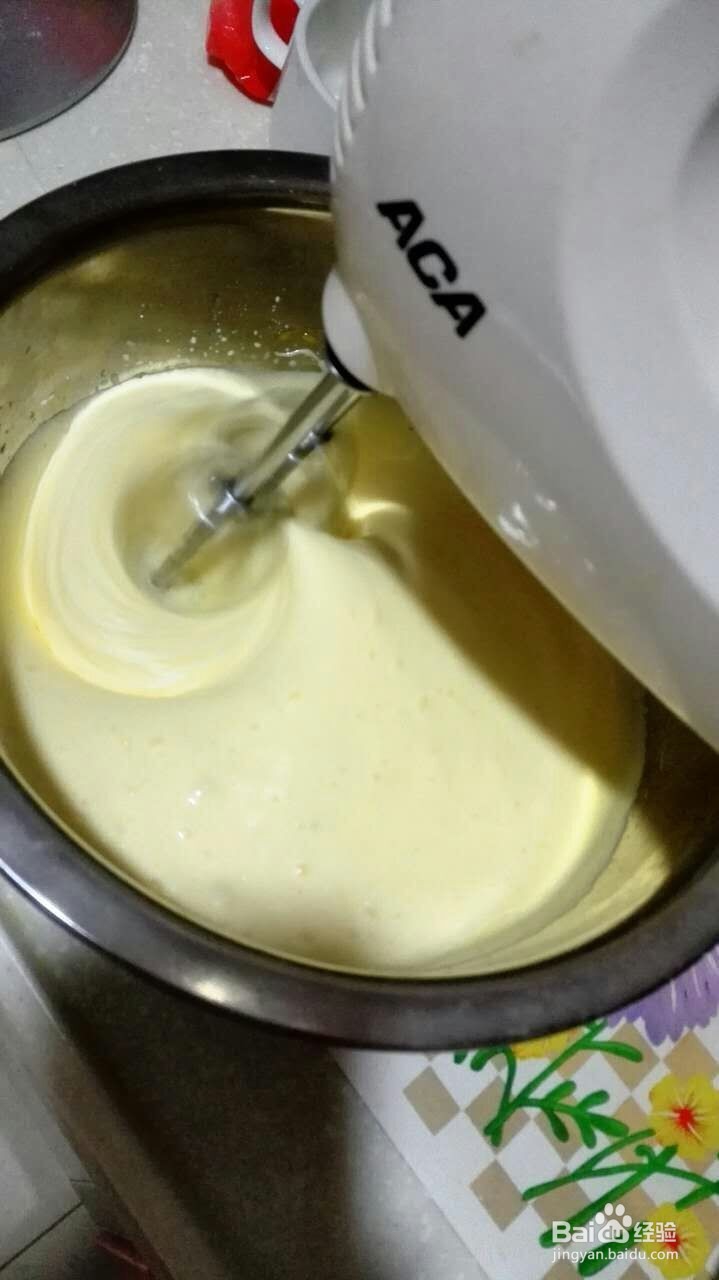奶香迷你爱心蛋糕
