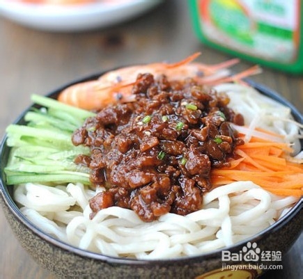 家常菜做法大全有图：[12]鲜虾干贝肉酱面