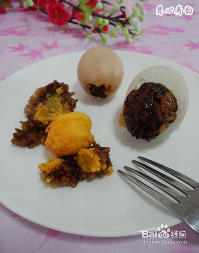 怎样快速创意自制咸鸭蛋