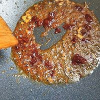 在家制作美味的香辣花甲