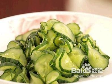 我最喜欢的一种黄瓜吃法----脆皮黄瓜炒肉末